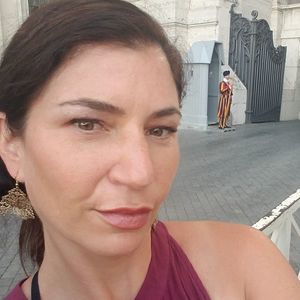 Meet your Posher, Chastity